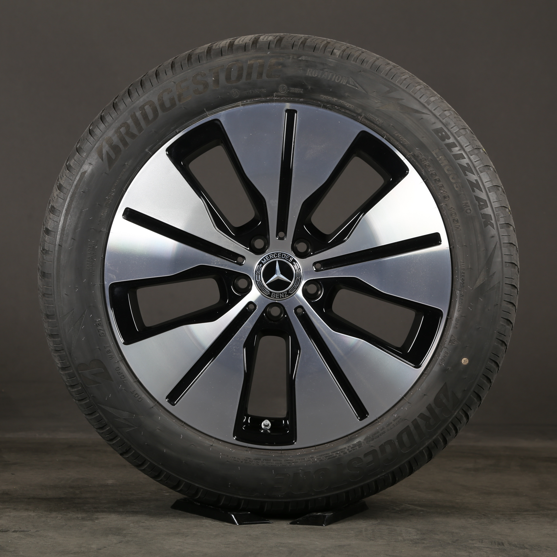 Neumáticos de invierno de 19 pulgadas originales Mercedes EQC N293 A2934010100 Llantas de invierno