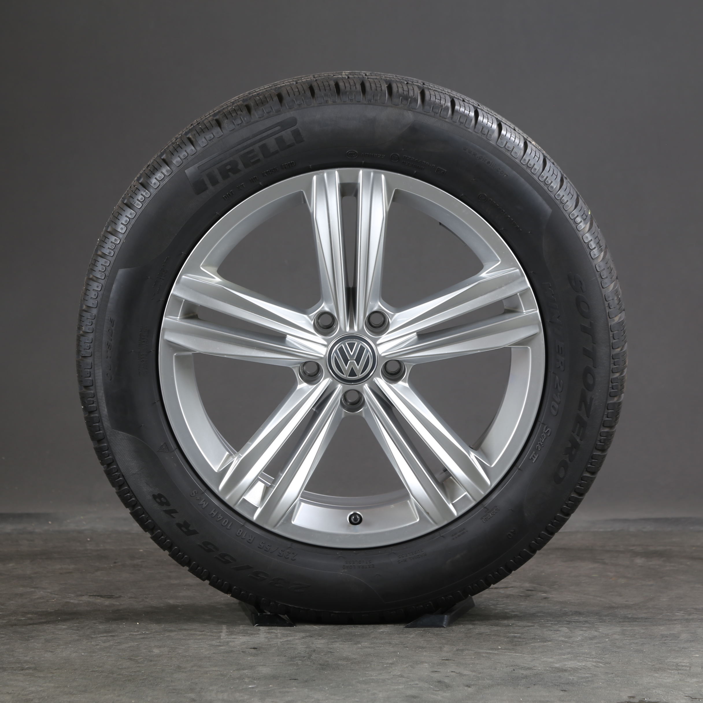 18 inch winter wheels original VW Tiguan II 2 5NA601025M Sebring winter tires
