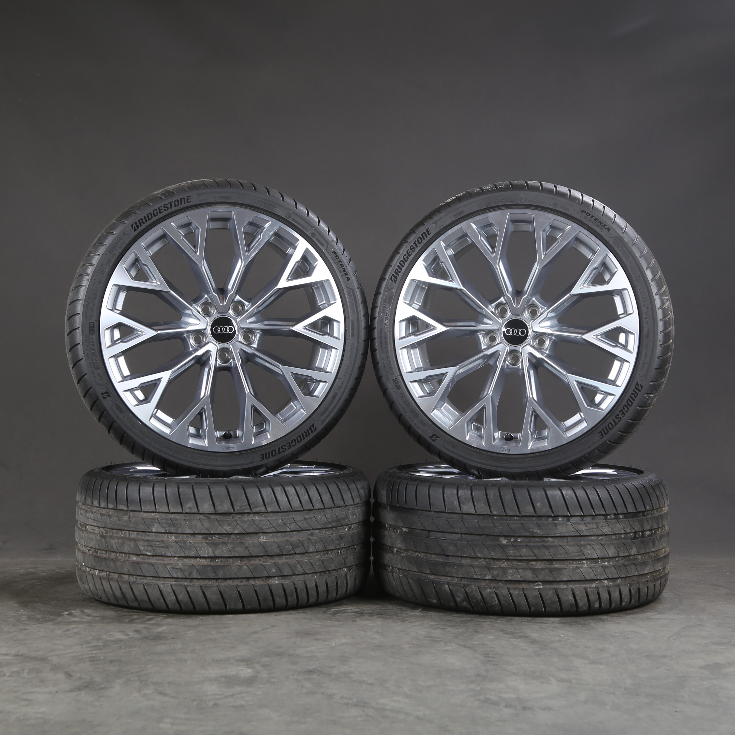 19 inch summer wheels original Audi RS3 8Y 8Y0601025BM 8Y0601025BN summer tires