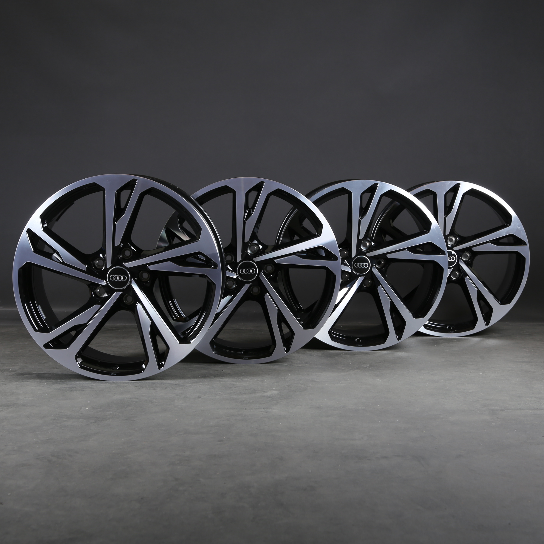 ▷ Original Felgen und Kompletträder für Audi Q4 e-tron