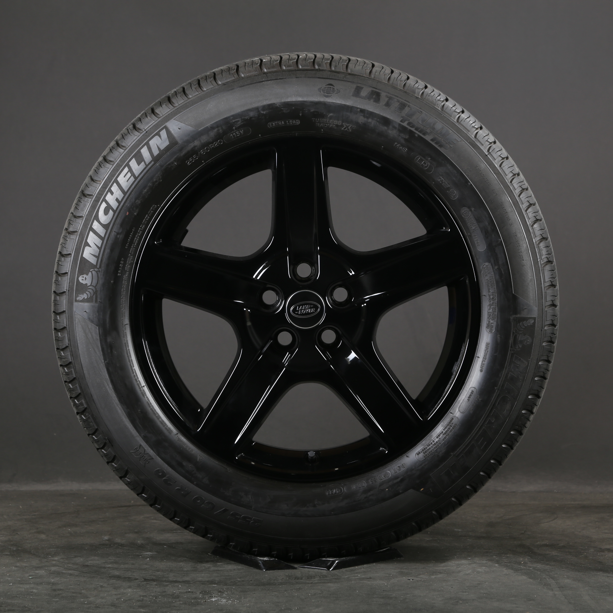 Neumáticos de verano Land Rover Defender L663 M8B2-1007-BB originales de 20 pulgadas