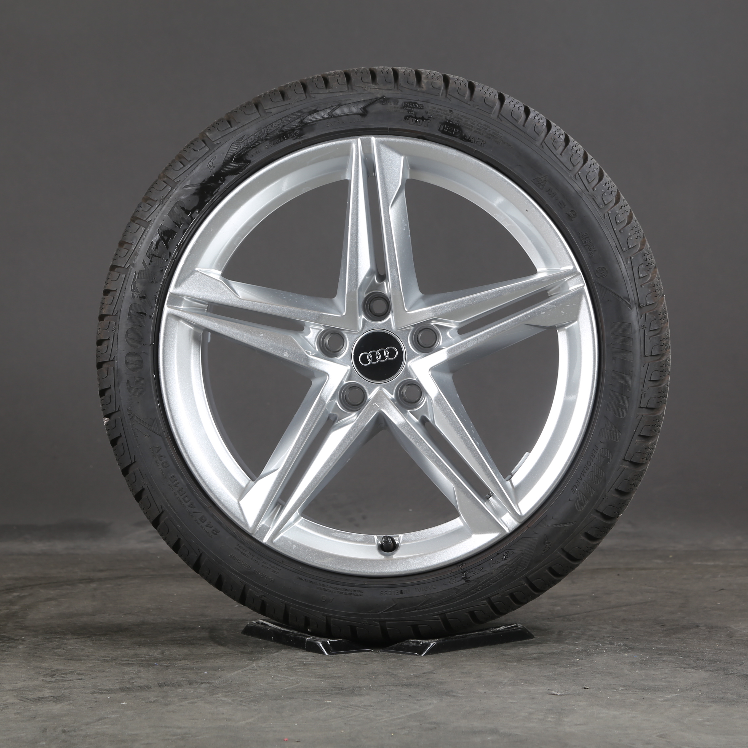 18 inch winter wheels original Audi A4 S4 8W B9 8W0601025EC winter tires