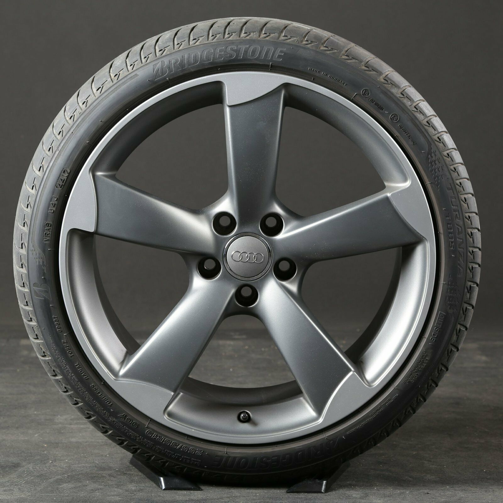 19 pouces roues d'été d'origine Audi A4 S4 B8 rotor pneus d'été 8K0601025CN