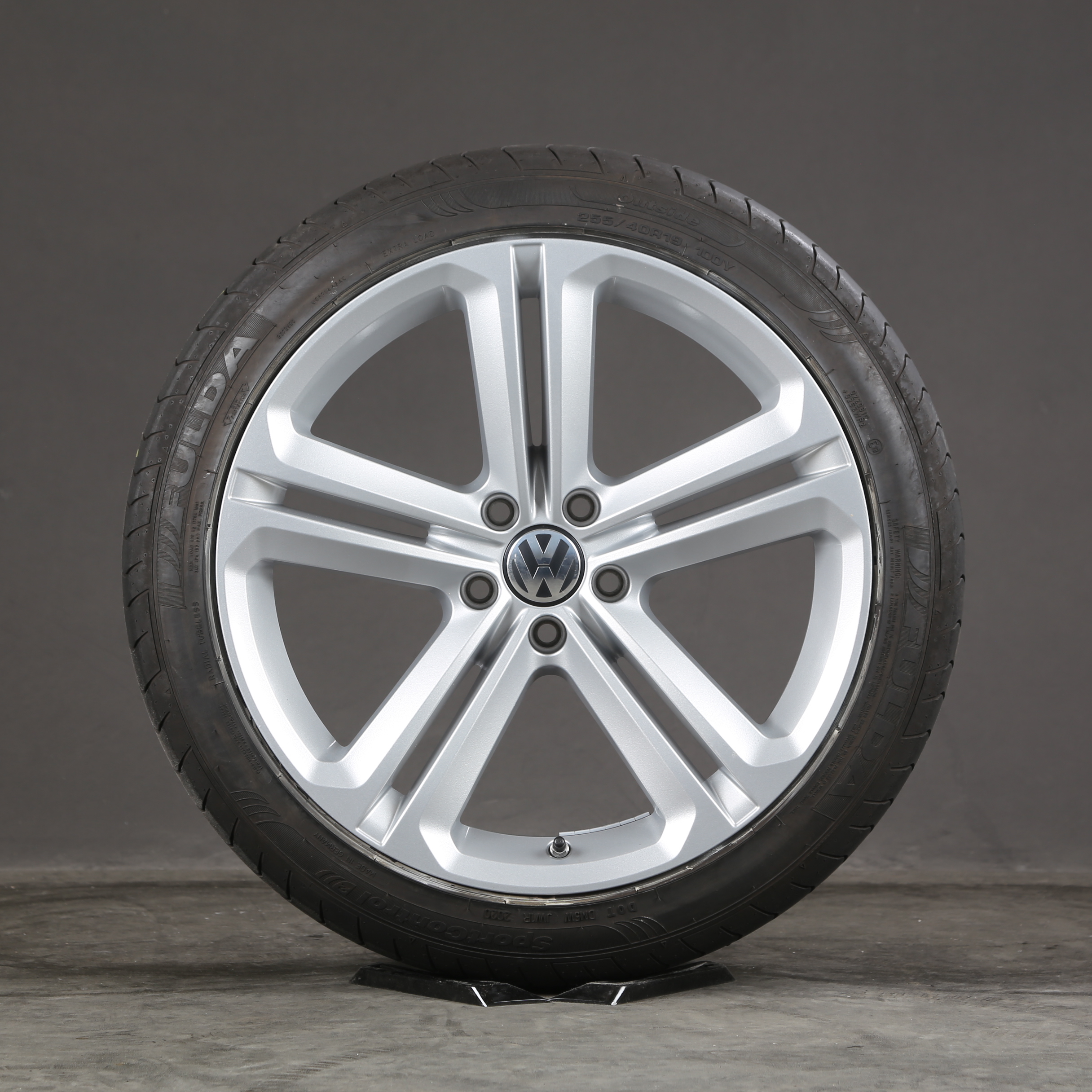 19 pouces roues d'été d'origine VW Tiguan 5N Mallory 5N0601025T pneus d'été