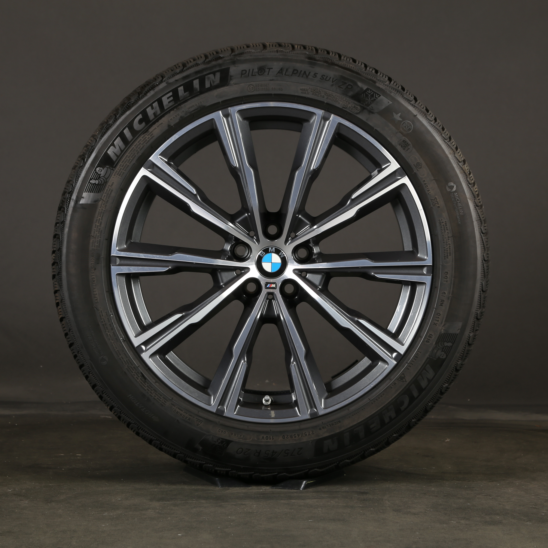 20 pouces roues d'hiver original BMW X5 X6 G05 G06 M740 8071996 pneus d'hiver