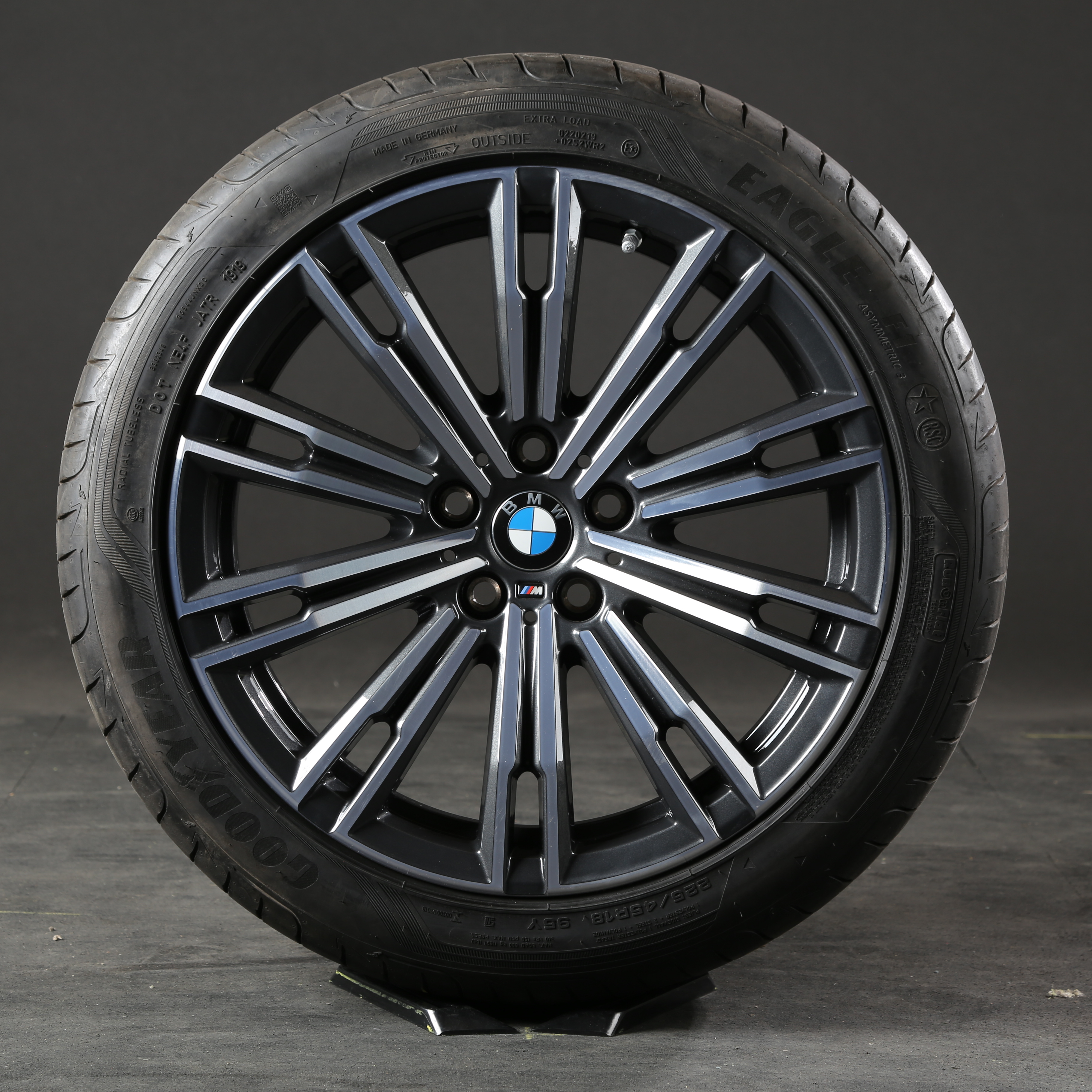 18 pouces roues d'été d'origine BMW Série 4 G22 G23 Série 3 G20 G21 M790 8089890 790M