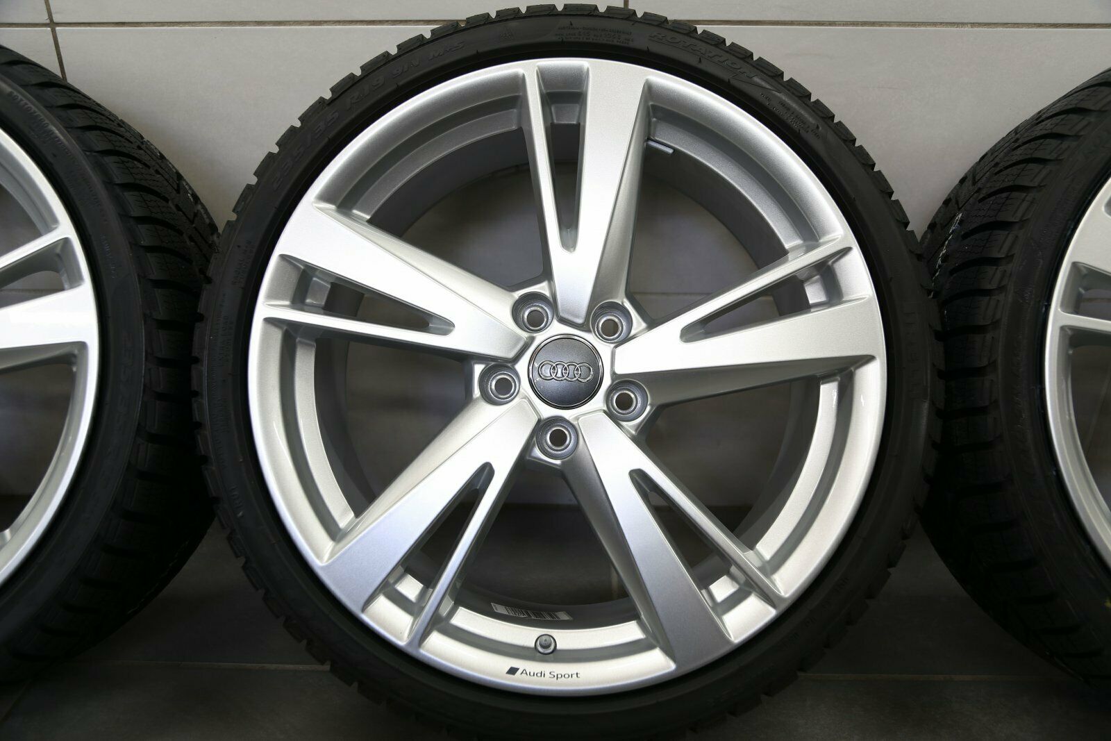Original Audi A3 S3 RS3 8V 19 inch Audi Sport winter wheels 8V0601025FH alloy wheels