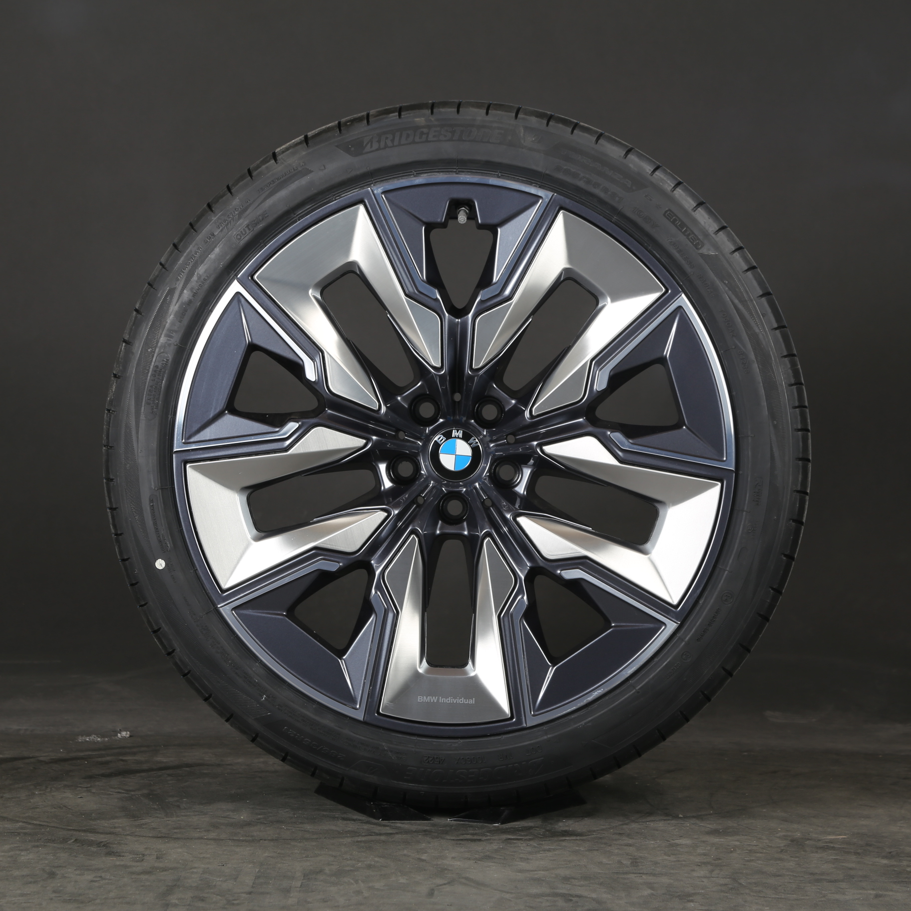 21 pouces roues d'été d'origine BMW Série 7 i7 G70 910i Aerodynamics 36115A19DF6