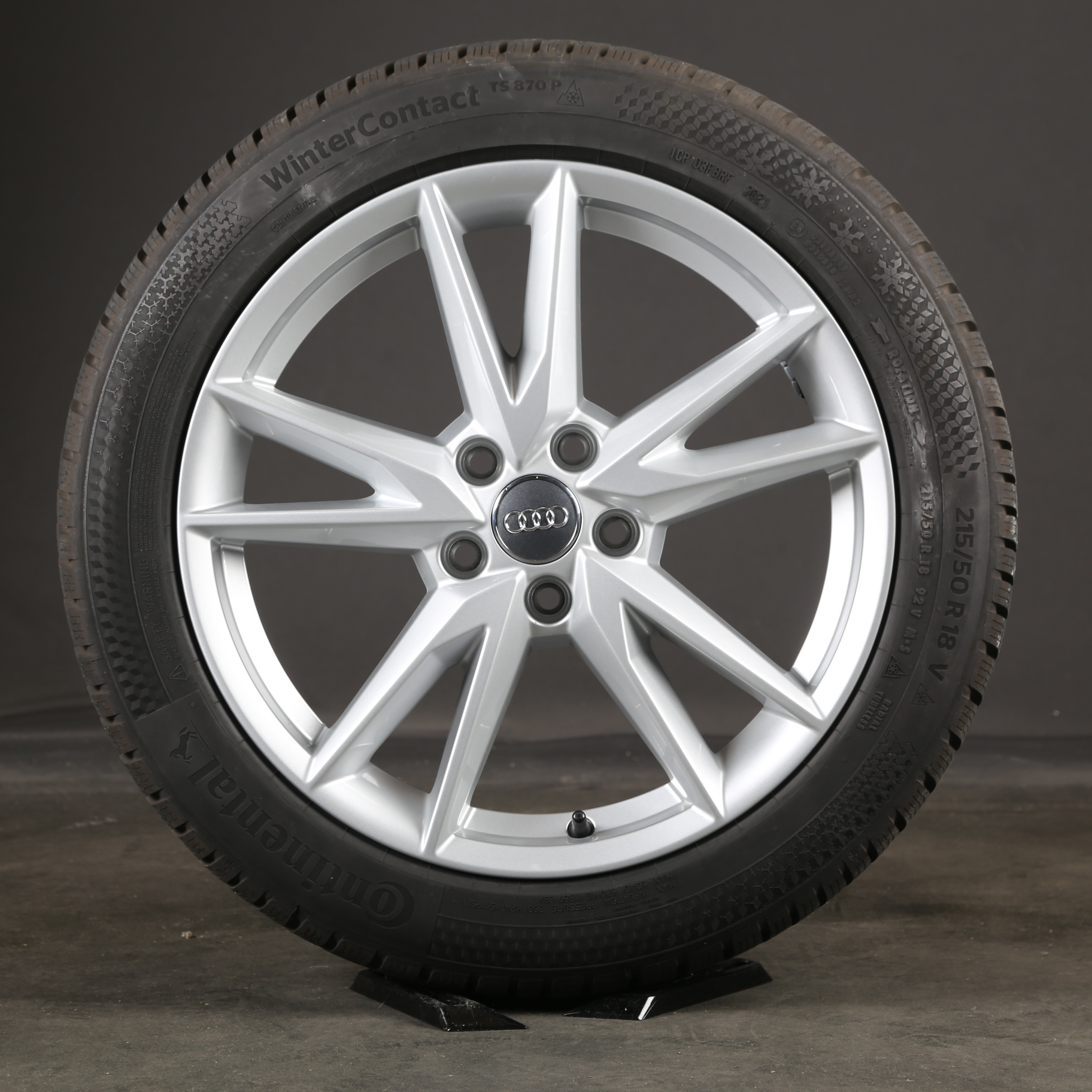 18 pouces roues d'hiver original Audi Q2 GA S-Line 81A601025F pneus d'hiver