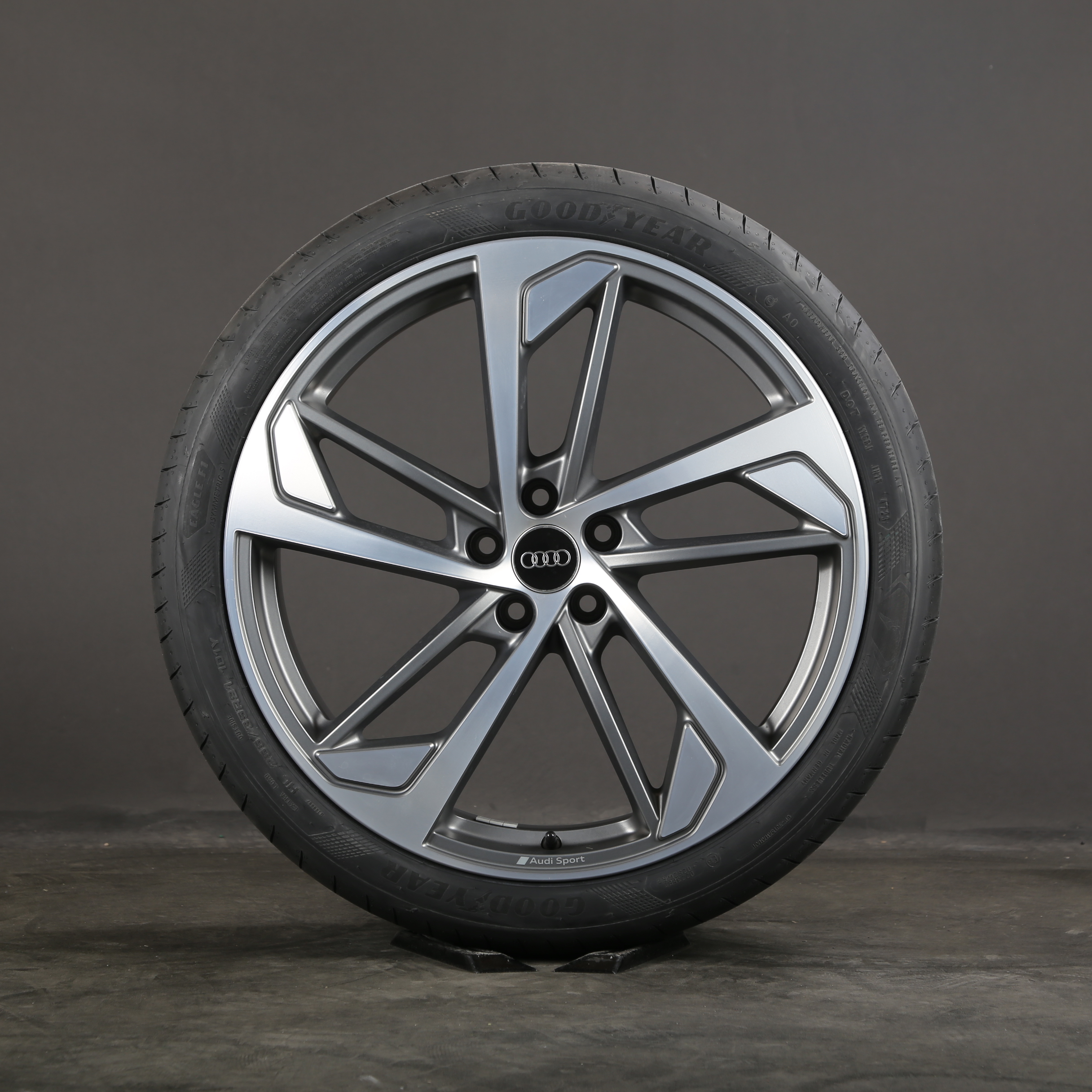 Summer wheels 21 inch Audi A7 S7 original Trapezoid 4K8601025S summer tires