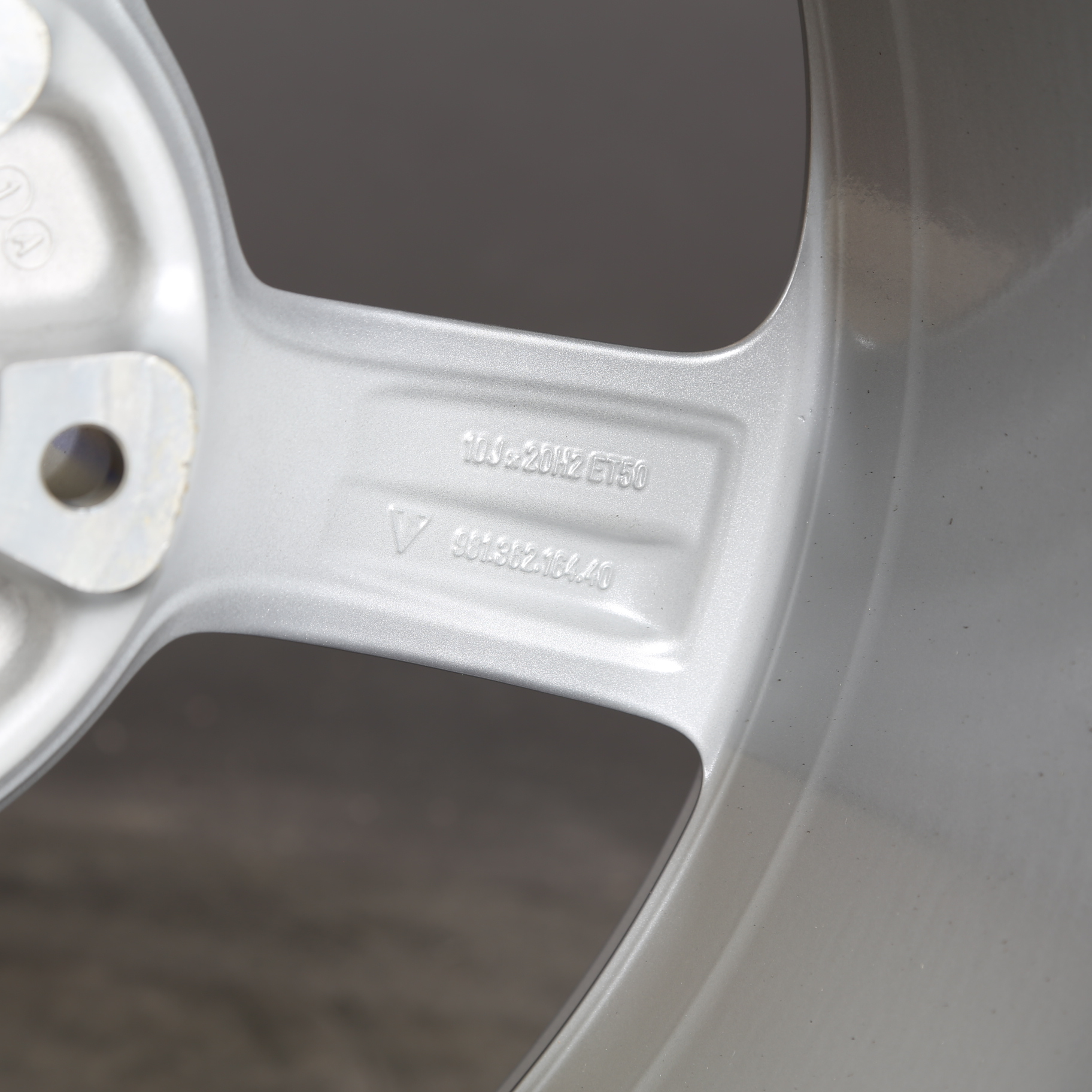 20 pouces roues d'hiver originales Porsche Cayman GT4 981 98136216140 98136216440