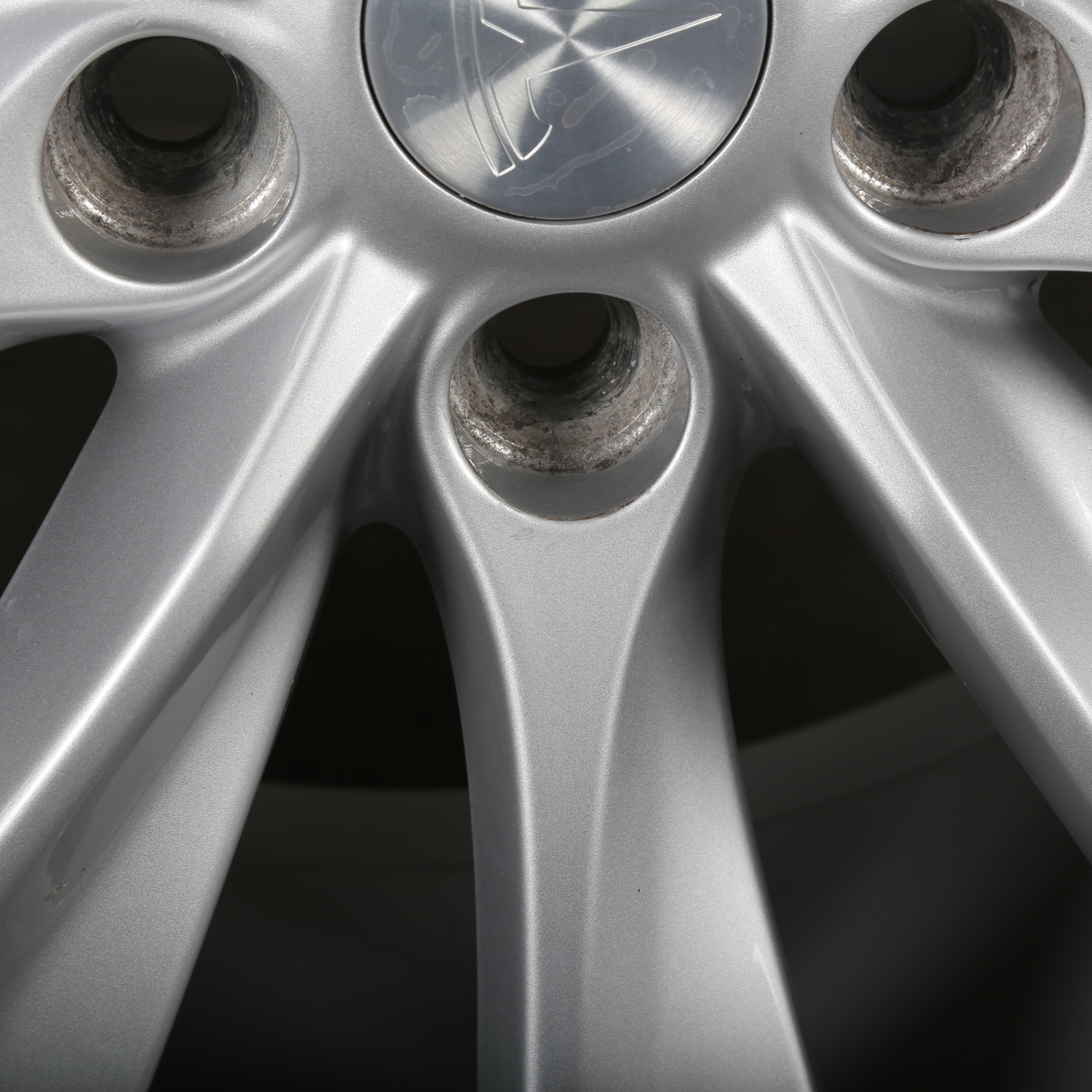 19 pouces roues d'hiver d'origine Tesla Model S 1059337-00-B pneus d'hiver