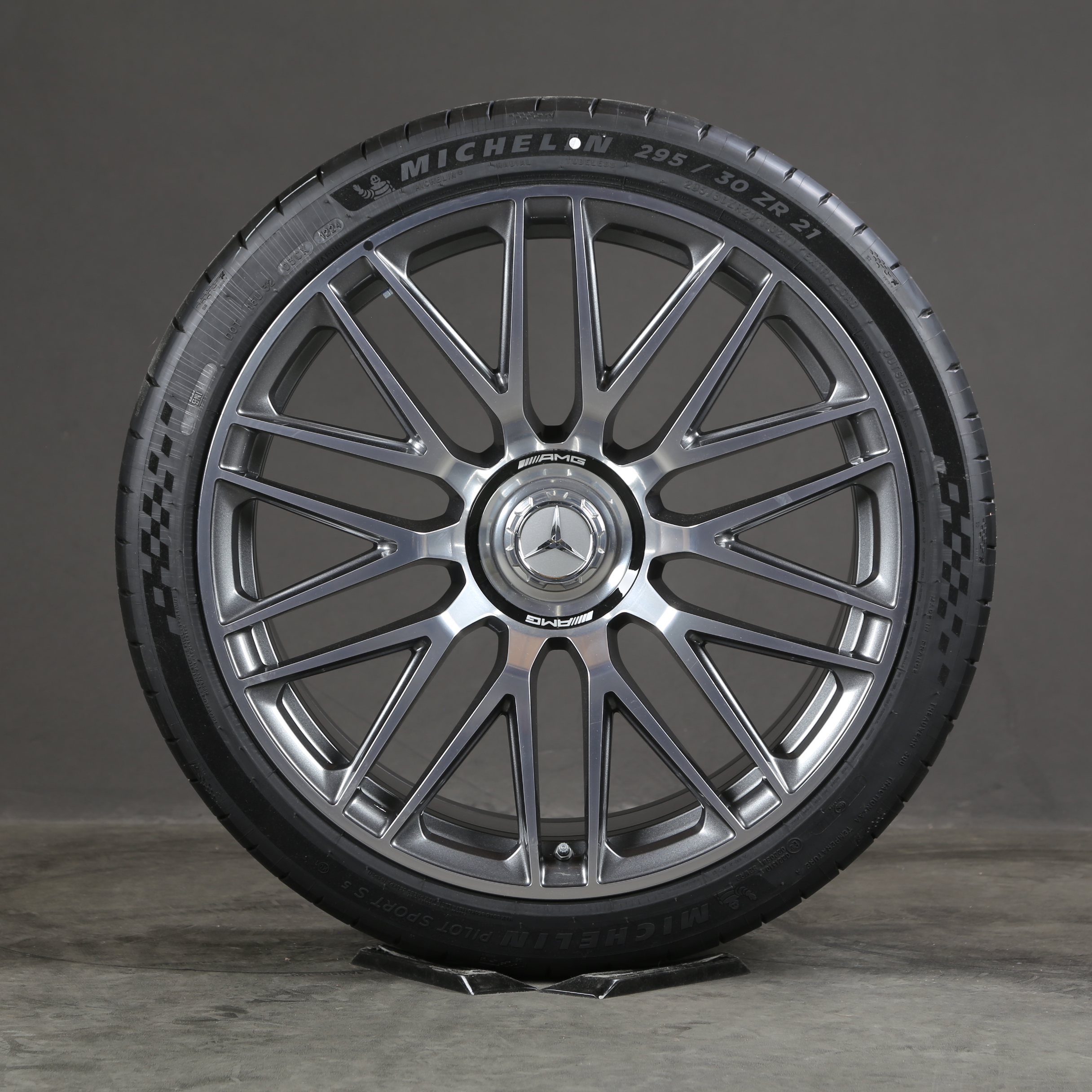 21 pouces roues d'été d'origine Mercedes AMG GT C192 A1924011900 pneus d'été