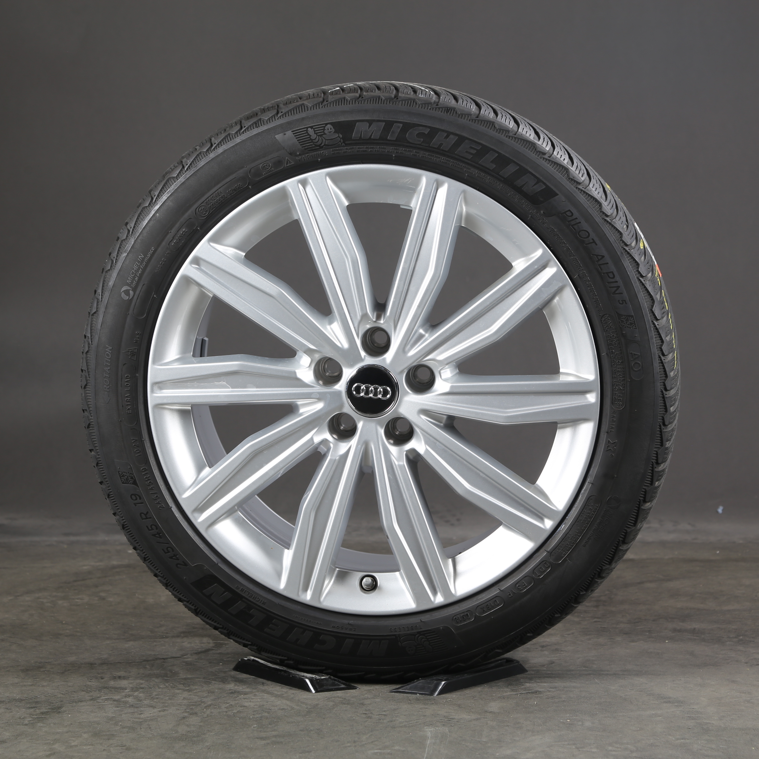 19-inch original Audi A6 S6 4K C8 winter wheels 4K0601025M Dynamic winter tires