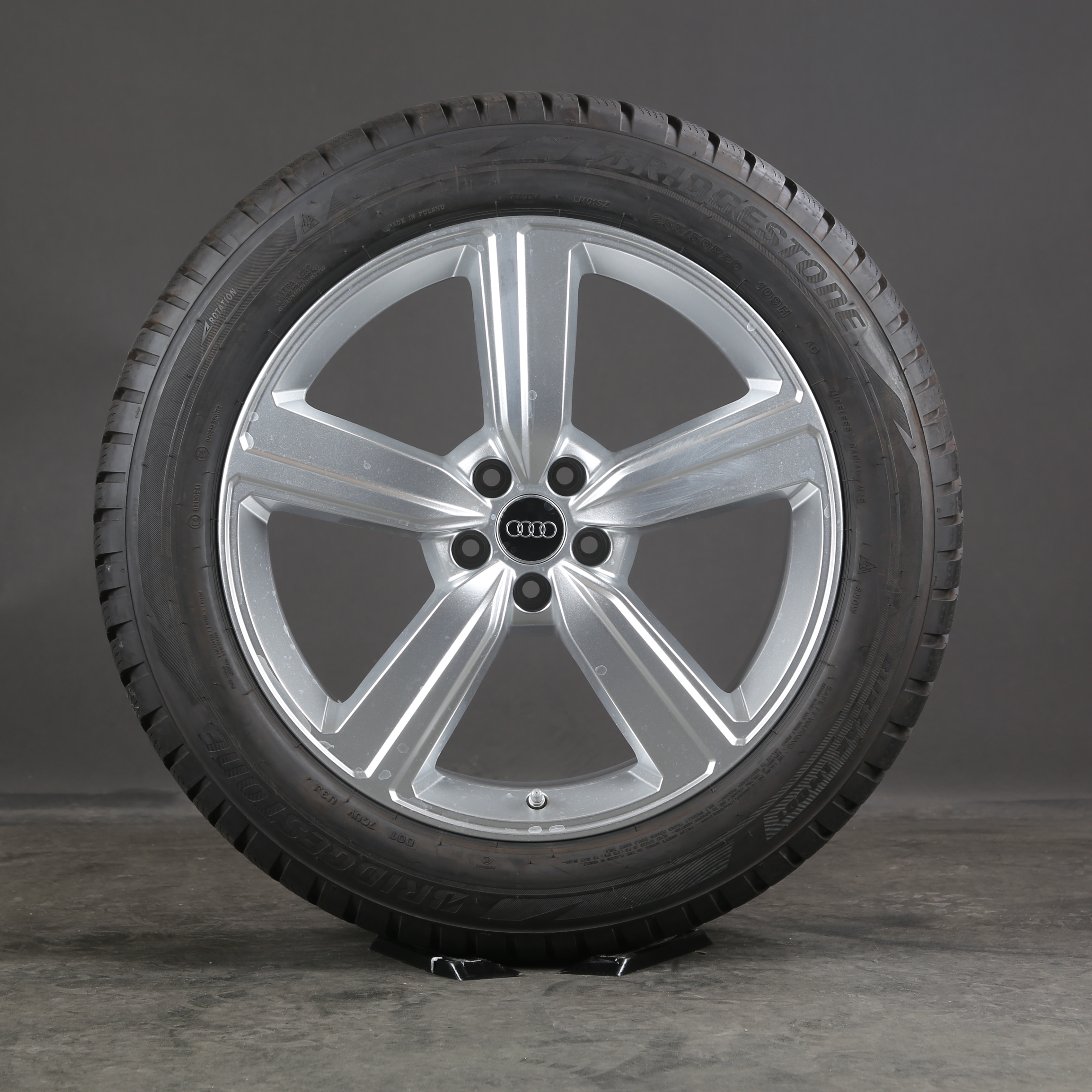 20 pouces roues d'hiver d'origine Audi e-tron GE Q8 e-tron 4KE601025S pneus d'hiver