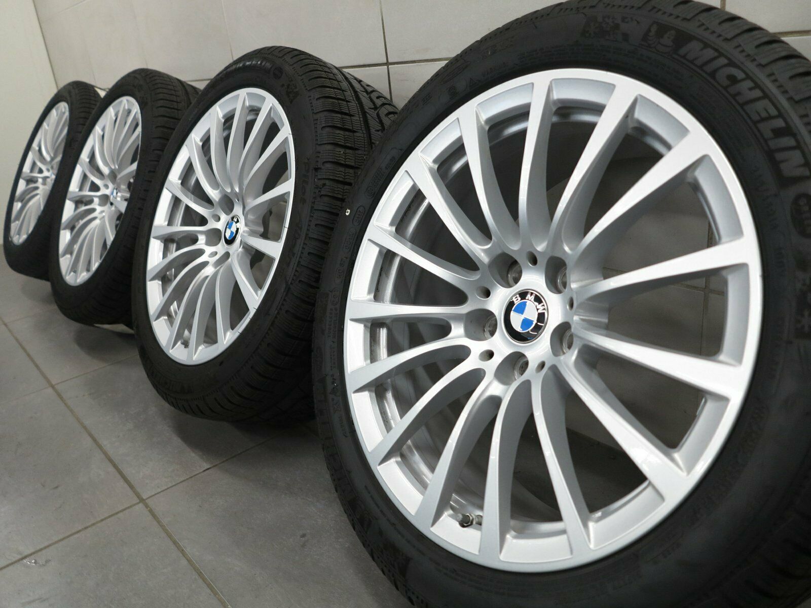 18 pouces BMW Série 5 G30 G31 Roues d'hiver d'origine 619 Jantes 6861224 Jantes en aluminium